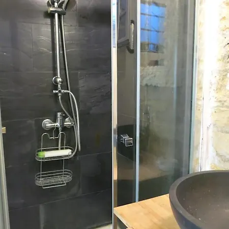 Apartment Montmartre Del Sarte Cosy Citycosy Paris